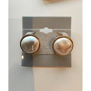 Vintage Monet Gold Tone Round Faux Pearl Clip On Earrings Statement Glam‎
